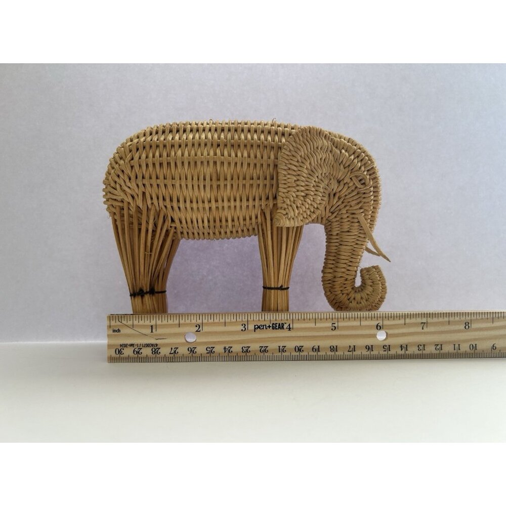 Vintage Wicker Elephant Statue Rattan Natural Handmade 7 inches x 5 1/2 inches - Picture 8 of 8